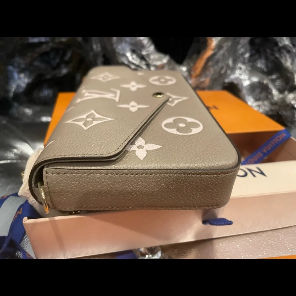 Louis Vuitton Taupe Bicolor Felicie - Picture 13 of 13